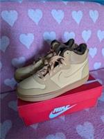 Nike Court Borough Mid Entry (GS) - Tan - UK 5 - Brand New in Box - 100%...