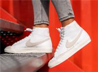NIKE BLAZER MID 77 VINTAGE TRAINERS UK 2.5 EU 35.5 WHITE LEATHER BOOT BQ6806-106