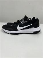 Nike Varsity Complete 3 Trainers Womens Uk Size 8 NWOB #1268