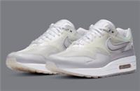 NIKE AIR MAX 1 TRAINERS UK 3 EU 36 USA 5.5 SNKRS DAY PACK DA4300-100