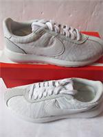 nike womens roshe LD-1000 KJCRD trainers 819845 100 sneakers shoes
