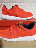 Nike womens Roshe One Moire trainers 819961 661 Sneakers Shoes