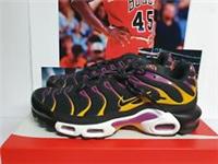 Nike Air Max Plus TN Gradient Black Mens UK 9.5 EUR 44.5 (DX2663 001)