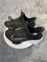 NIKE AIRMAX ZOOM TEMPO BLACK SIZE 5