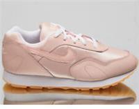 Nike Womens Outburst Trainers UK Size 6 Eur 40 Coral AO1069 601