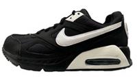 Nike Air Max Ivo Junior Boys UK 5 US 5.5Y EU 38 REF 1213-