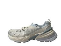 Nike V2K Womens Trainers UK 5 US 7.5 EU 38.5 REF 1716-