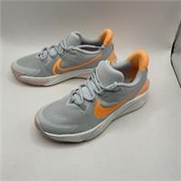 Nike Star Runner 4, Big Kids Road Running Shoes Trainers - Size 3/35.5 RRP £43