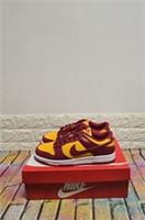 Nike Dunk Low Retro Lifestyle Shoes UK 8 Men's RRP &pound; 109.99 Midas Gold