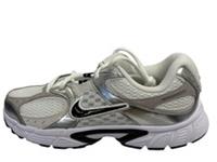 Nike V5 RNR JUNIORS Trainers UK 5 US 5.5Y EU 38 REF 200*