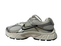 Nike V5 RNR Ladies Trainers UK 8 US 10.5 EU 42.5 REF 4740+