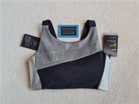 NEW NIKE SWOOSH MEDIUM SUPPORT - PADDED SPORTS BRA SIZE XS BLACK/METALLIC MIX - XS Regular