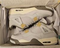 NIKE AIR JORDAN 4 RETRO SE CRAFT PHOTON DUST SIZE UK 5.5 BRAND NEW Genuine