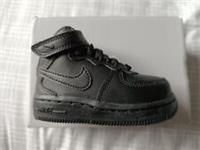 Nike Air Force 1 Mid Triple Black . Brand New Children's Size UK 4.5 (TD) BNWB