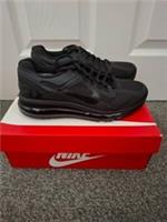 NIKE AIR MAX 2013 GS TRIPLE BLACK size UK 6 Youth New