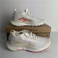 Nike React Pegasus Trail 5 GTX Trainers - Sail / Red - UK 6 - FQ0912-100