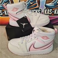 Nike Air Jordan 1 Mid RM Easy On Girls Trainers Shoes New Size 2.5 UK Rrp £90