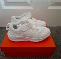Nike Star Runner 5 White Toddler Unisex UK 10.5 New in Box