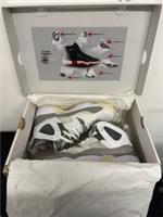 nike air jordan jumpman two trey
