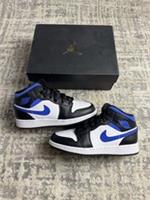 Size 3.5 - Nike Air Jordan 1 Mid (GS) Racer Blue 554725-140
