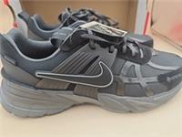 Nike V2K Run Gore-Tex Shoes Black Iron Grey FZ2622-001 Women's Uk 9.5 (No Lid)