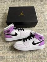 Size 3.5 - Nike Air Jordan 1 Mid Barely Grape Purple (GS) DQ8423-501