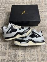 Size 2.5 - Nike Air Jordan 4 Retro (PS) Pure Platinum Metallic FZ8586-070