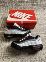 Size 5.5 - Nike Air Max 95 GS white Infrared CJ3906-101