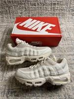 Size 7 - Nike Air Max 95 Big Bubble Soft Pearl IB6396-101