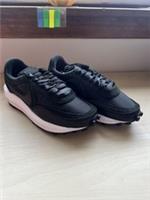 Nike sacai x LDWaffle Black Nylon UK 4