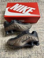 Size 5.5 - Nike Shox R4 Off Noir Ironstone AR3565-007