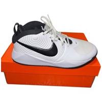 Nike Team Hustle D9 Boys Shoes Trainers UK size 4.5 White Black Lace Up New