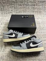Size 3 - NIKE AIR JORDAN 1 LOW SE (GS) Smoke Grey HQ2021-012