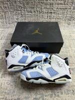 Size 5 - Nike Air Jordan 6 Retro UNC White GS 384665-410