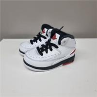 NIKE AIR JORDAN 2 RETRO (TD) "CHICAGO" TODDLER TRAINERS (DQ8563 106)