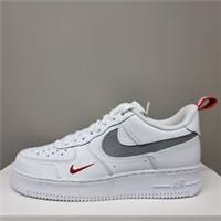 NIKE AIR FORCE 1 LW "REFLECTIVE SWOOSH" TRAINERS VARIOUS SIZES (DO6709 100)