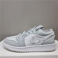 NIKE AIR JORDAN 1 LOW (GS) "GREY CAMO" (DD3234 100) TRAINERS VARIOUS SIZES