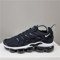 NIKE AIR VAPORMAX PLUS TN "OVERBRANDING" (924453-011) TRAINERS VARIOUS SIZES