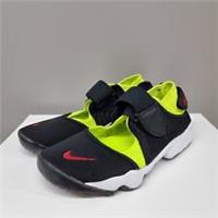 NIKE RIFT (GS) "BLACK-VOLT" TRAINRS VARIOUS SIZES (322359 067)