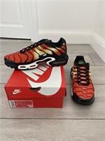Nike Air Max Plus Team Orange/Black Volt UK Size 6.5 Imperfect Box DR8581 800