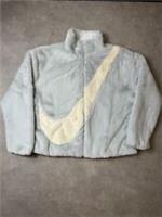 Nike Womens faux fur plush swoosh full zip oversized jacket Medium DO3791-025 - M Regular