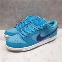 Nike SB Dunk Low Pro "Blue Fury" Trainers (BQ6817 400)