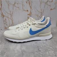 Nike Internationalist NS "UNC" Trainers (833912-101)