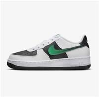 Nike Air Force 1 07 LV 8 Gs Unisex Trainers Multiple Sizes New RRP £110.00
