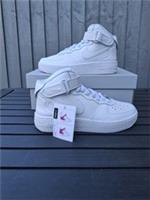 Nike Air Force 1 Mid EasyOn Trainers Triple White Size 5.5 (UK) 6 (US) RRP £85