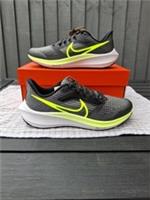 Nike Air Zoom Pegasus 39 NN (GS) Black Volt Running Trainers Size 5 (UK)