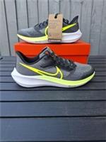 Nike Air Zoom Pegasus 39 NN (GS) Black Volt Running Trainers Size 6 (UK)