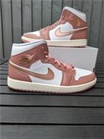 Nike Air Jordan 1 Mid SE Pink White Trainers Size 9 (UK) 44 (EUR) RRP £130