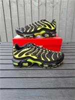 Nike Air Max Plus TN GS Black Cyber Pacific Moss Trainers Size 6 (UK) RRP £105