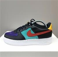 NIKE AIR FORCE 1 LV8 EMB NBA (GS) (DN4178 001) TRAINERS VARIOUS SIZES